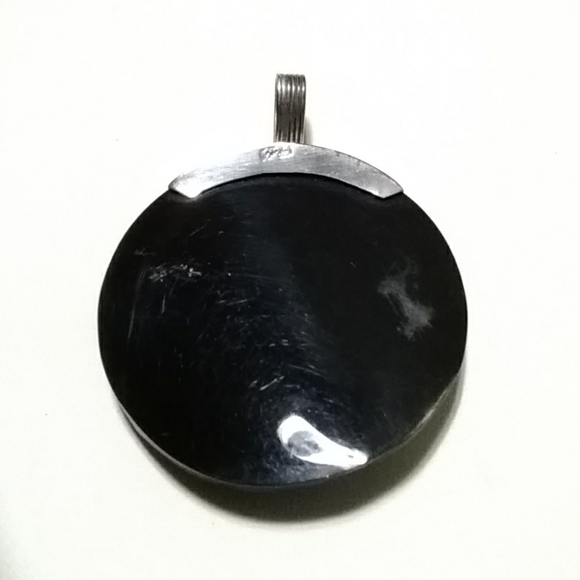 Abalone Pendant - Picture 3 of 5